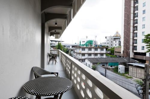 Anusawari Apartment | ดอนเมือง 308 Near DMK Airport BTS Wat PhraSi