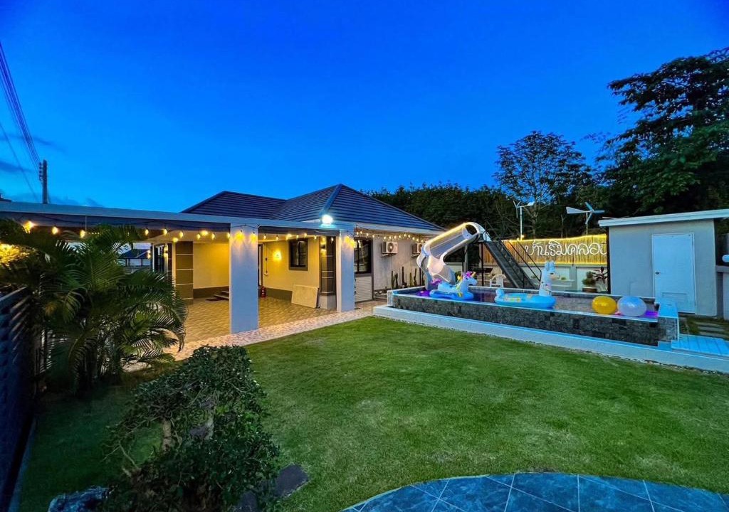 Sattahip House | บ้านริมคลองพูลวิลล่า บ้านพักสัตหีบ BaanRimklong Poolvilla Sattahip