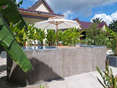 Phangnga Hotel | Ainthira Garden sauna & resort