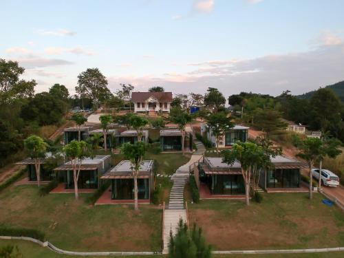 Wang Nam Khiao Resort | Baan Phu Pa Pha บ้านภูปภา