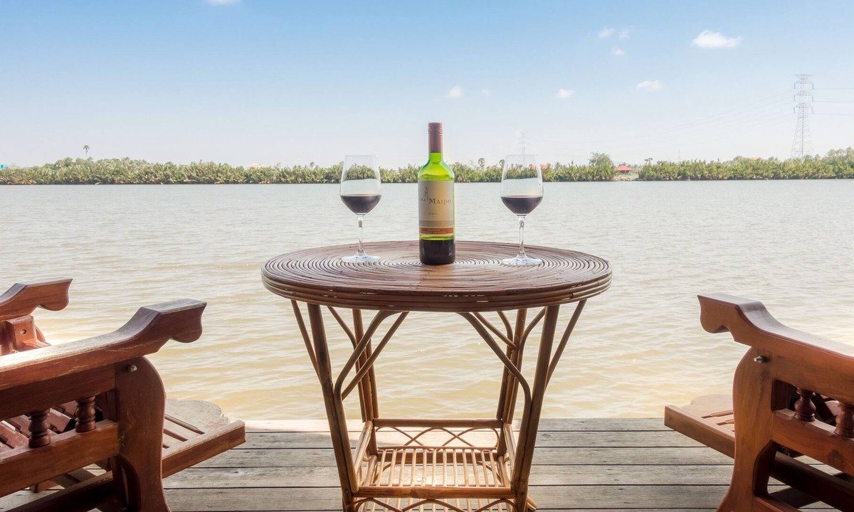 Kampot Resort | Bamboo Bungalow