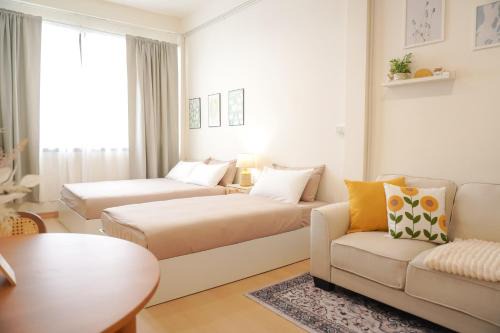 China Town House | Buddy House in Chinatown - Private Rooms Walk to MRT