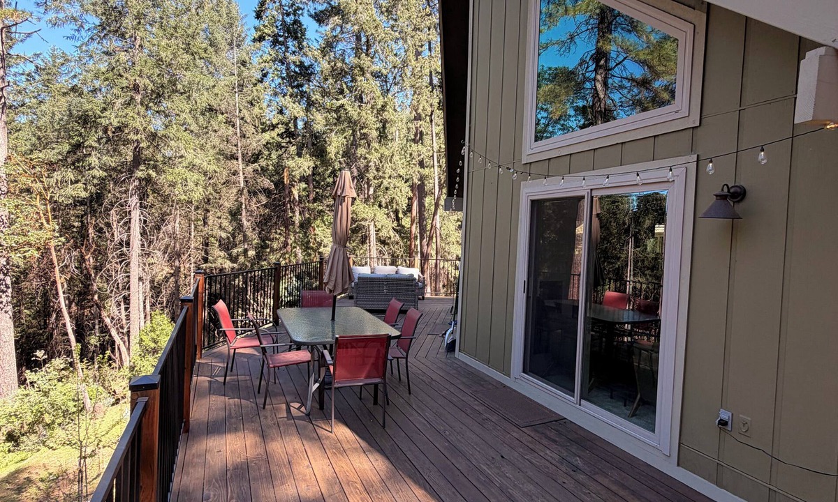 Sri Phum House | Casa Montana - Charming 4-bedroom bungalow with AC in lovely Placerville