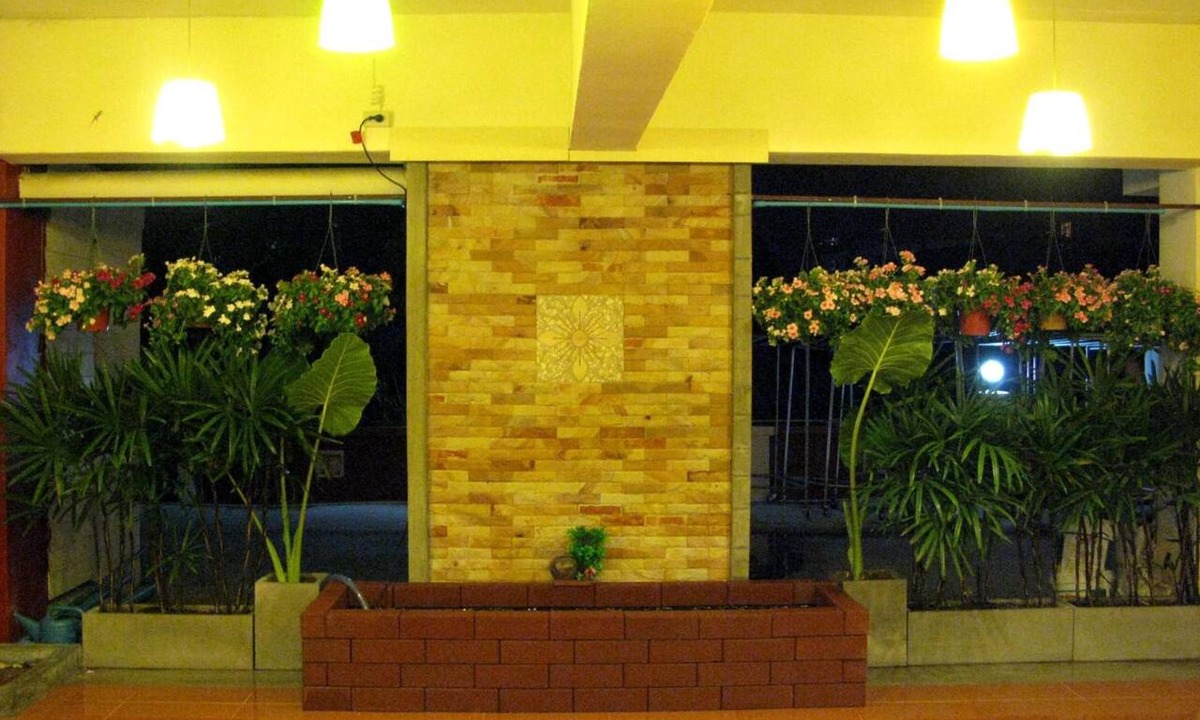 Racha Thewa Hotel | Casa Narinya at Suvarnbhumi Airport