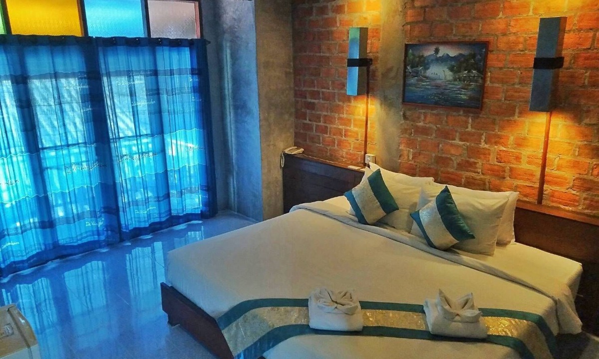 Tha Wang Tan Hotel | De Wiang Kum Kam