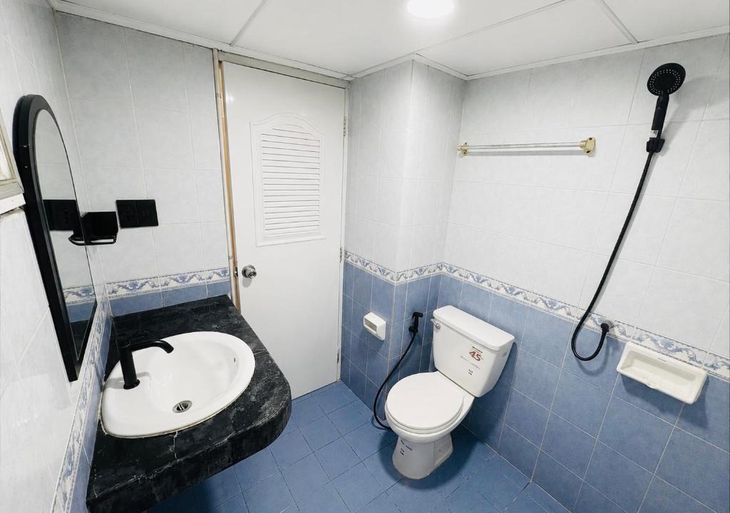 Bang Khae Apartment | Easy Life