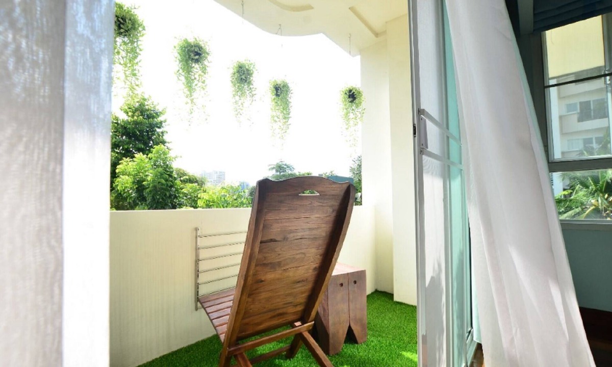 Din Daeng House | Elegant & Quiet Entire 3 Story House Bangkok Downtown Near Skytrain/Metro