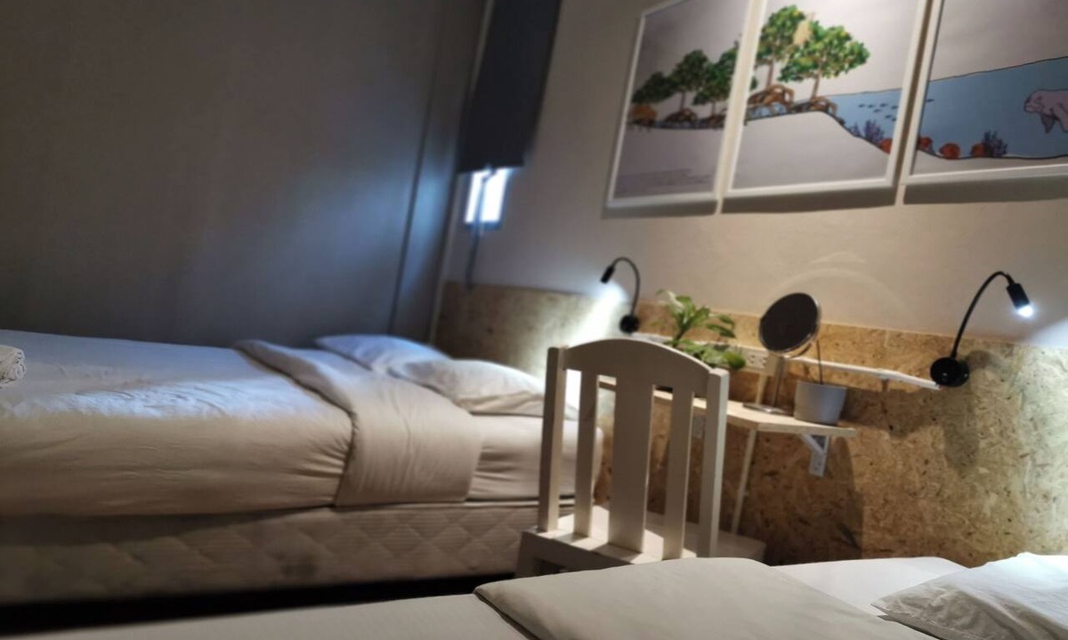 Bang Rak Hostel | Foresttel.bkk