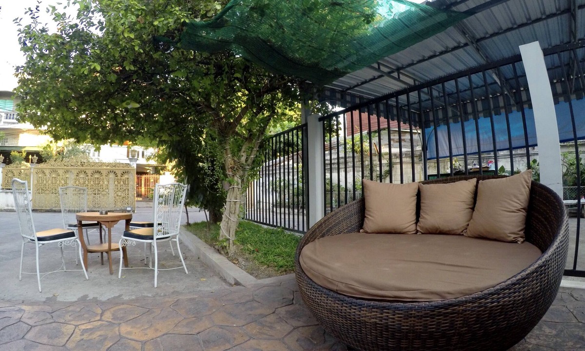 Chang Moi Hotel | Homely and Peaceful Place in Central Location of Chiang Mai (FREE bicycle)