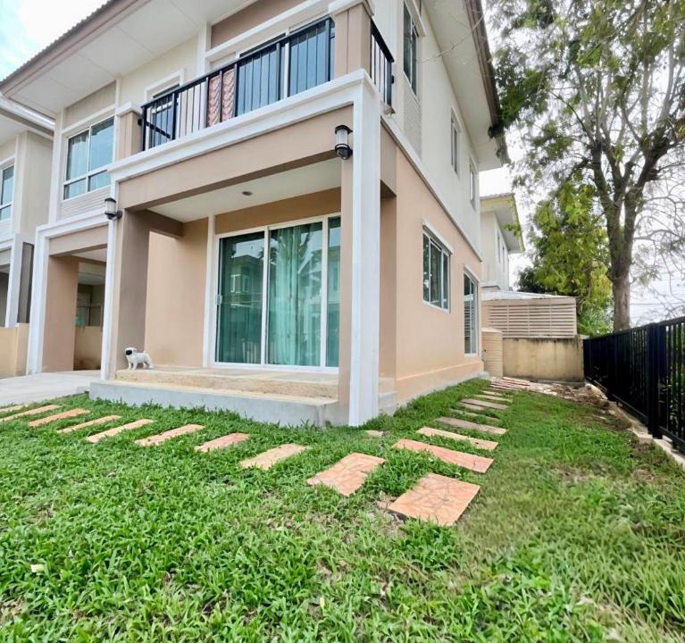 Sala Klang House | House in Nonthaburi close to Bangkok 3 Bedrooms ภัสสรไพรด์ บ้านทั้งหลัง 3 ห้องนอน บางกรวย นนทบุรี