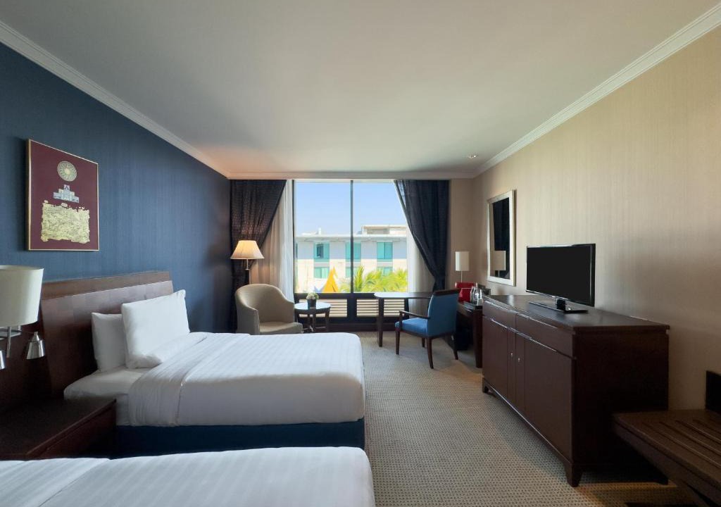 Nong Prue Hotel | Hyatt Regency Bangkok Suvarnabhumi Airport