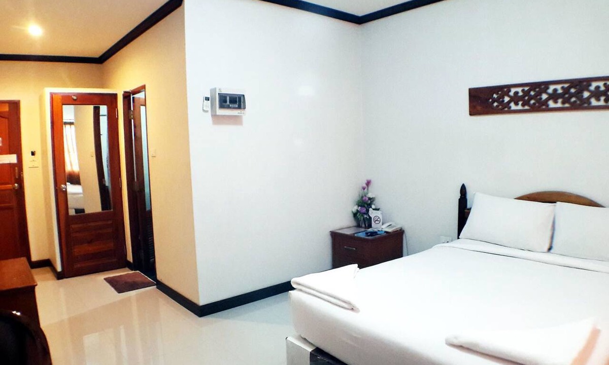 Nakhon Si Thammarat Hotel | Khum Nakhon Hotel