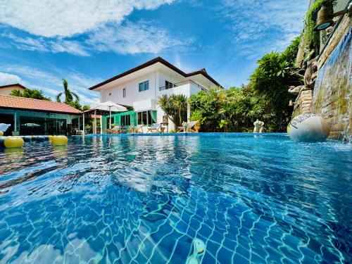 Nong Prue Villa | Los Santos Luxury Pool Villa