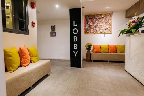 Chana Songkhram Hotel | Lucky House Khaosan