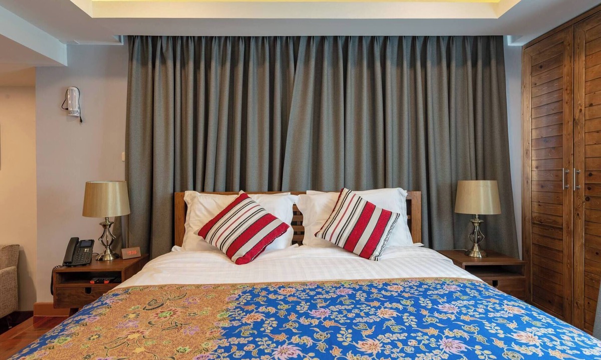 Bang Na House | Luxurious retreat with premium amenities & comfort