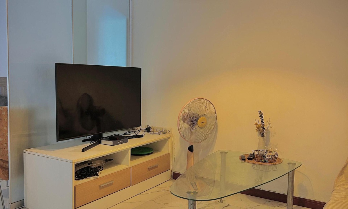 Hua Mak Condo | Modern Condo with Full Amenities Bangkok