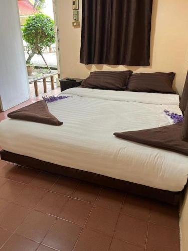 Samut Sakhon Apartment | my pumpkin krabi