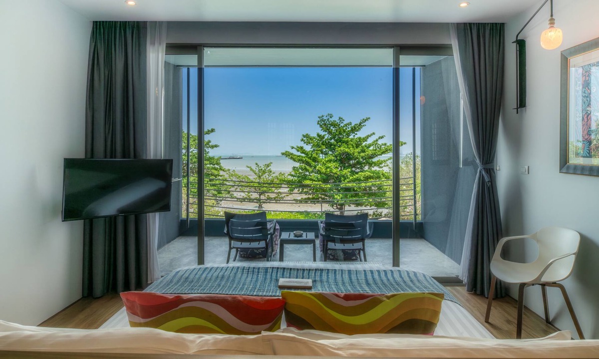 North Pattaya Hotel | Navana Nature Escape