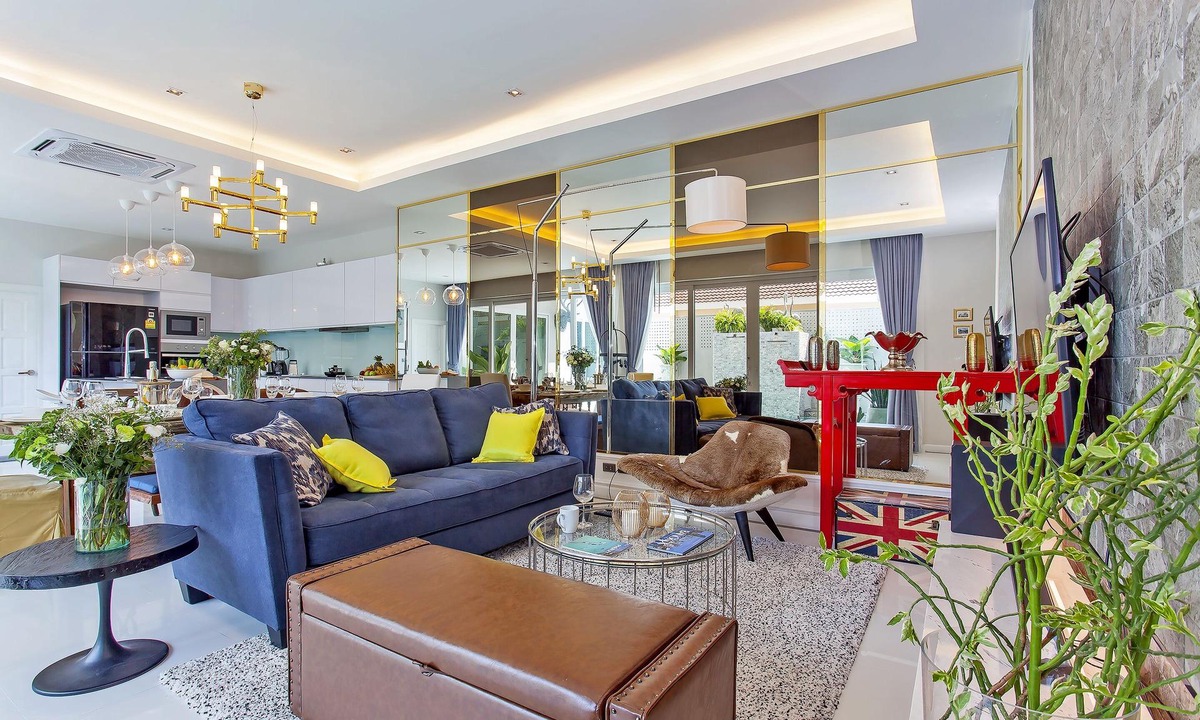 Na Kluea Villa | Ocean's 5 Pool Villa Near The Beach