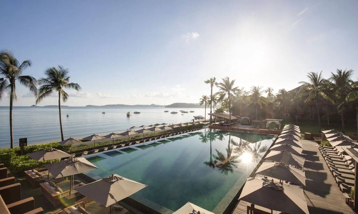 Bophut Hotel | Oceanfront Escape with Sunset Views, Daybed & Resort Pools