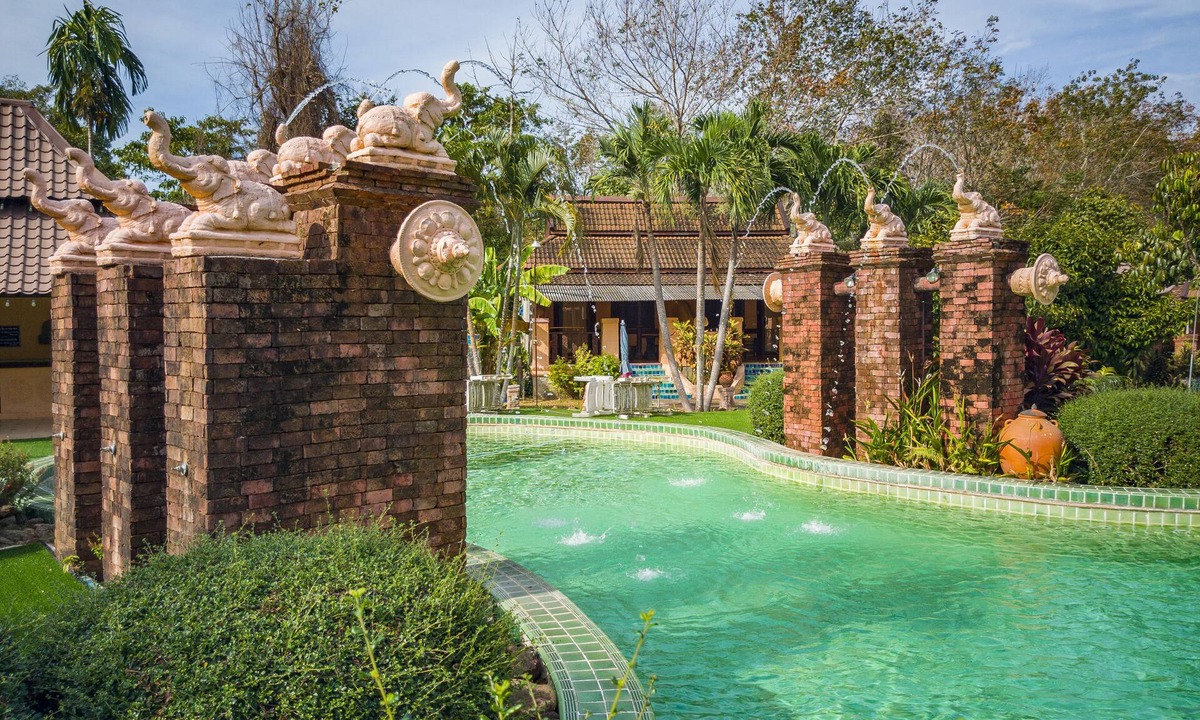Klong Son Villa | Orchid Villa with hot tube