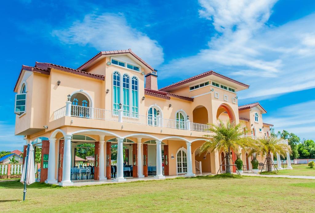 Phe Hotel | Paeporpiang (เพพอเพียง)