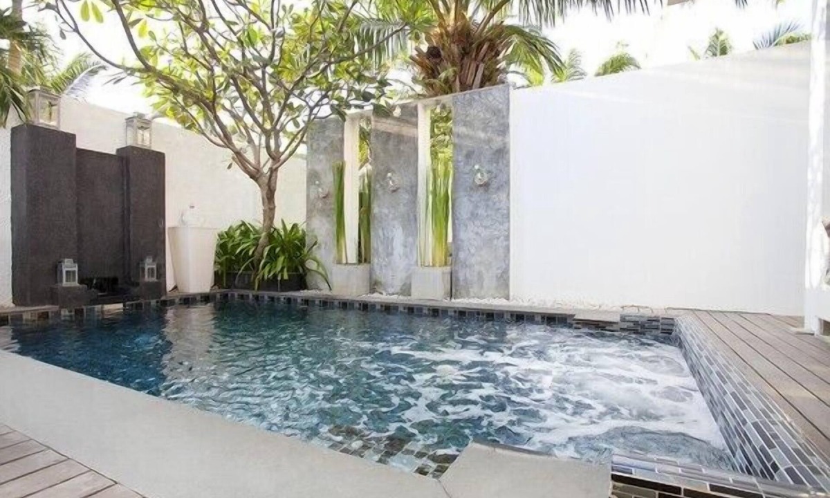 Pratumnak Hill Villa | Pattaya Pool Villa Majestic Regal Sunset