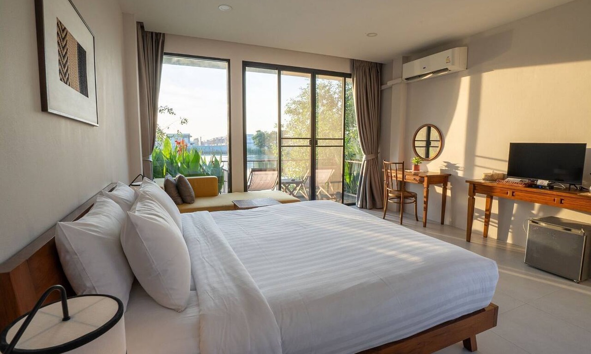 Khlong Song Ton Nun Hotel | Ploen Pirom