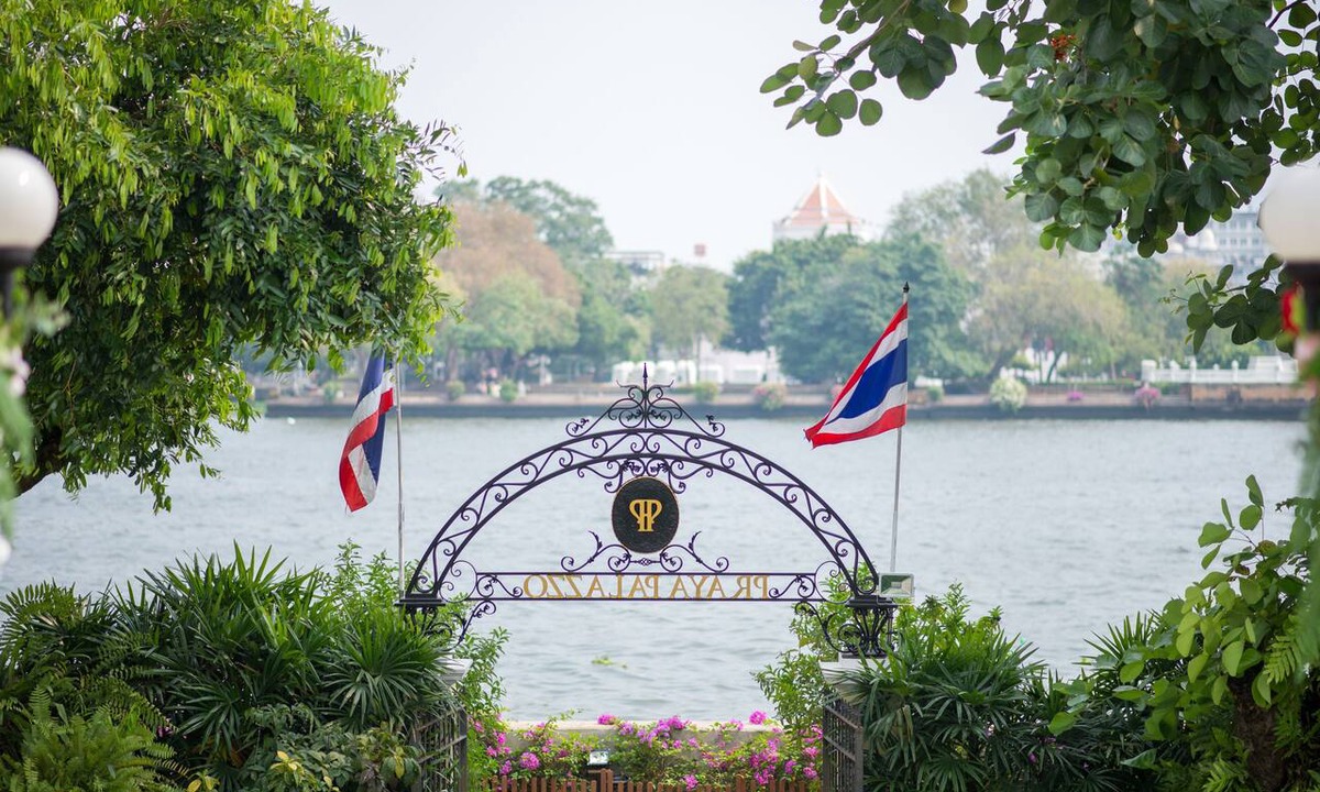 Bang Yi Khan Hotel | Praya Palazzo