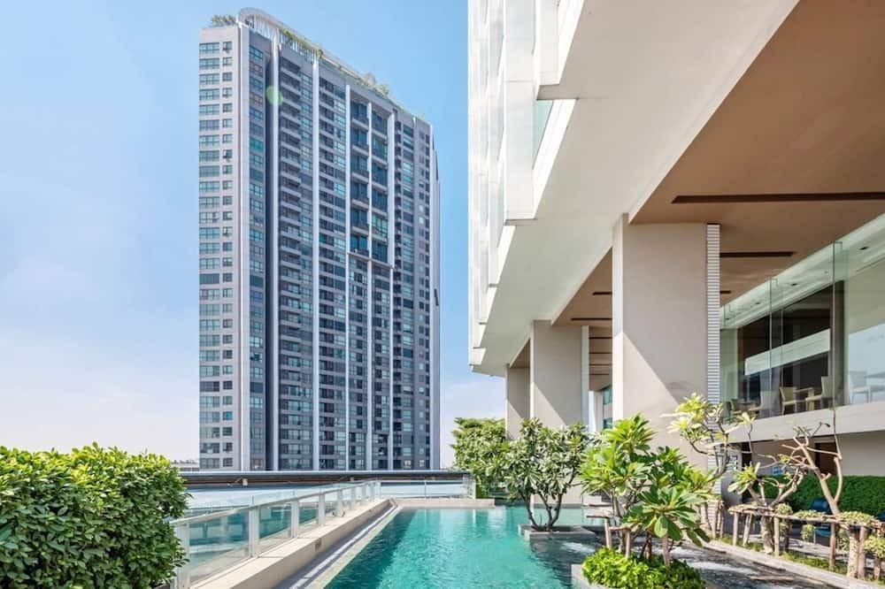 Phra Khanong Nuea Condo | Premium Suite near BTS Phrakhanong住宅套房 U6