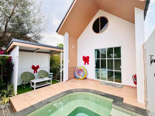 Bang Sare Villa | Rabbit Villa Bangsaray