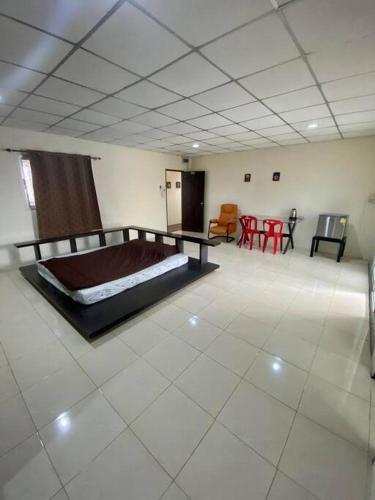 Bang Phlat Apartment | Ratanawong Place 523
