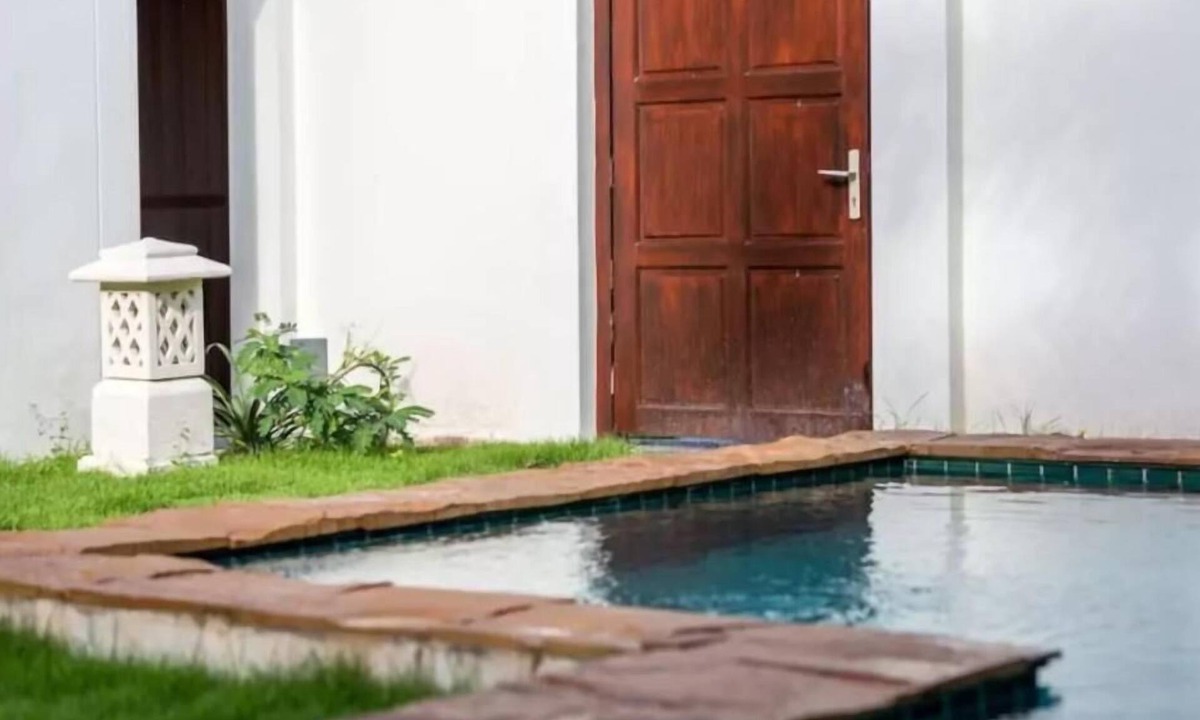 Pratumnak Hill Apartment | Secluded Private Pool Getaway - Majestic