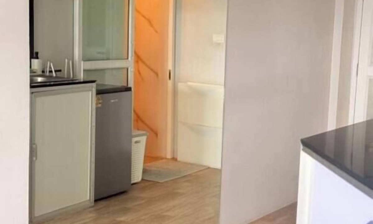 Kata Apartment | Serene 1-bedroom apartment with AC in vibrant Rawai