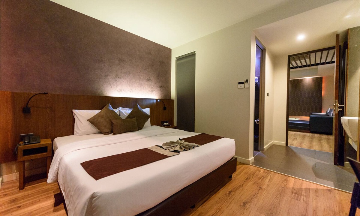 Thanon Phetchaburi Hotel | Siam Swana Hotel