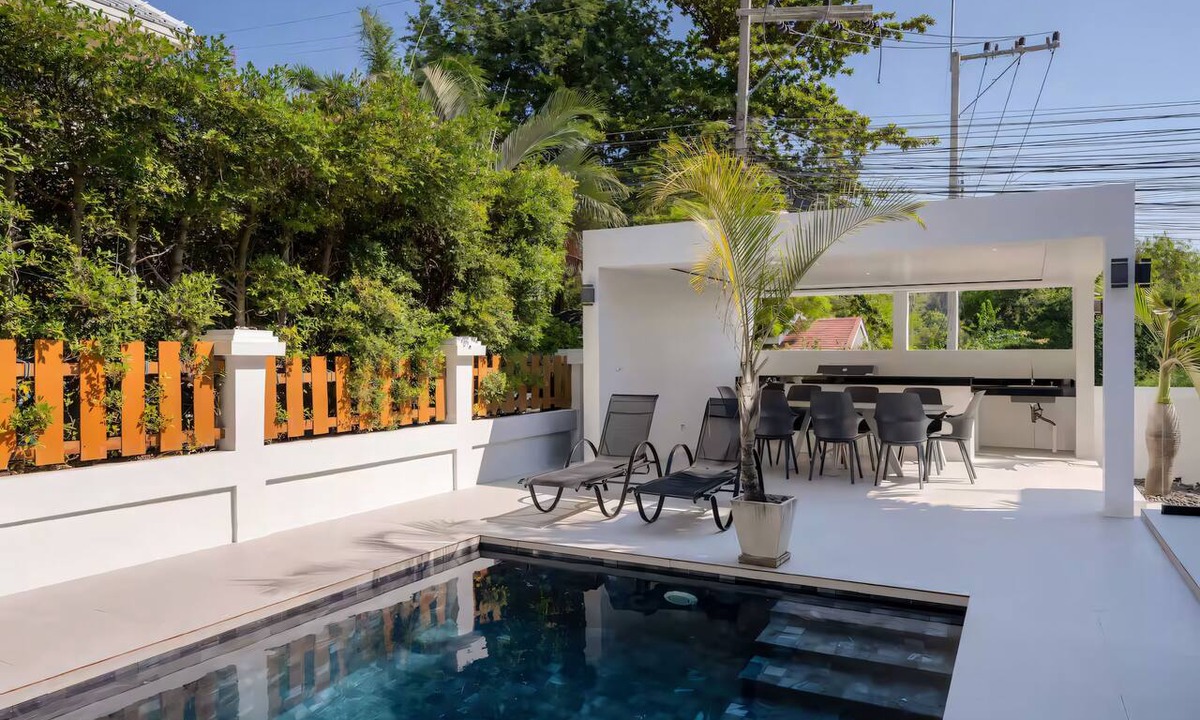 Hua Hin House | Spacious 4-bedroom Mansion with indoor pool table near Hua Hin City