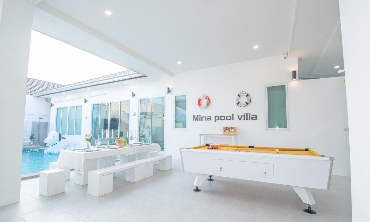 Huai Yai Villa | Spacious 4BR Villa with Private Pool, WiFi & Karaoke – Perfect Getaway!