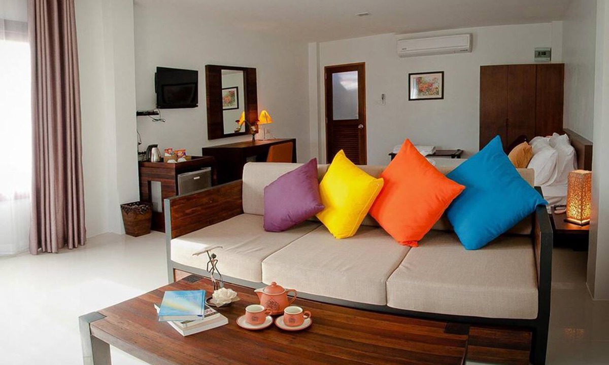 Phra Phrom Hotel | Tamali Hotel