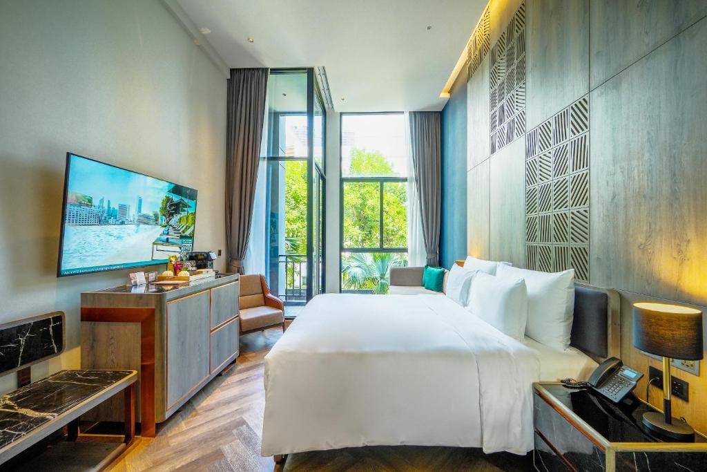 Bang Lamphu Lang Hotel | Ten Six Hundred, Chao Phraya, Bangkok by Preference, managed by The Ascott Limited