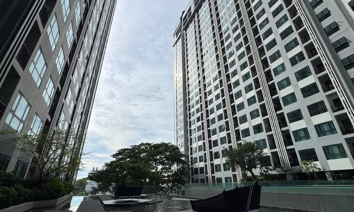 North Pattaya Apartment | The BASE by Navnil Homes | Beachfront Vibes, Nightlife, Shopping,City Comfort
