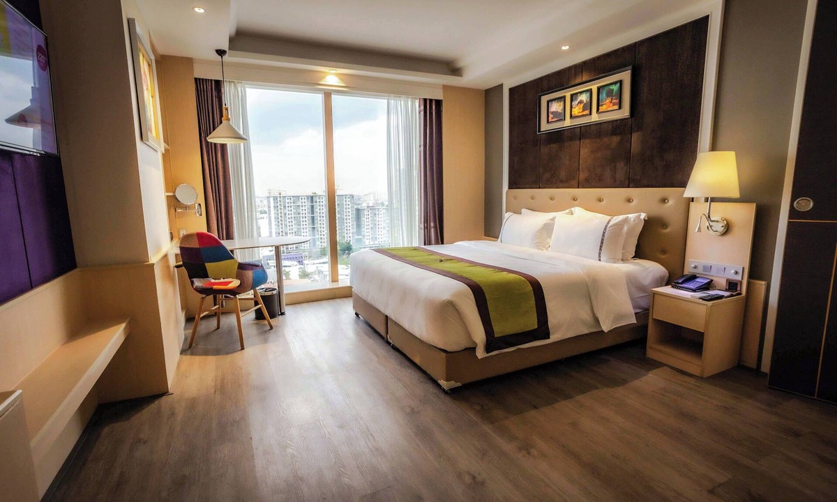 Chom Phon Hotel | The Bazaar Hotel