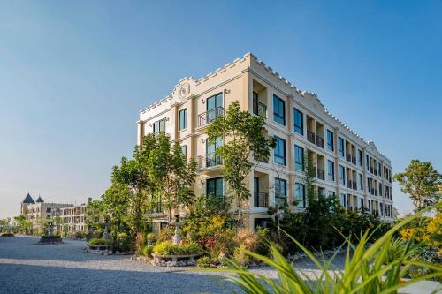 Pak Chong Hotel | The Castle Khao Yai Hotel