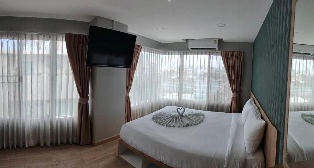 Chom Phon Apartment | The Lux Ladprao 10