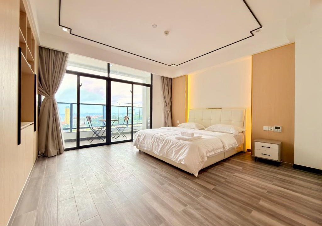 Sihanoukville City Centre Apartment | The SeaGate Suite