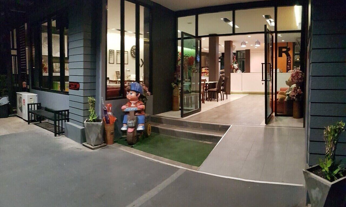 Ban Chan Hotel | The Siri Place