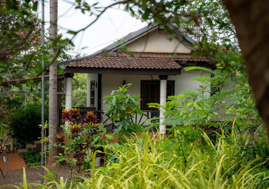 Ban Lung Bed & Breakfast | VANESSA'S GARDEN Restaurant & Bungalow