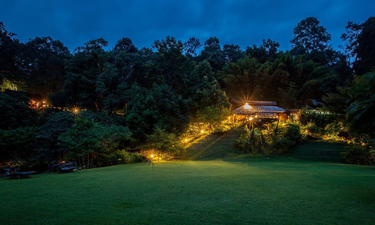 Hang Dong Hotel | Vanilla Hill