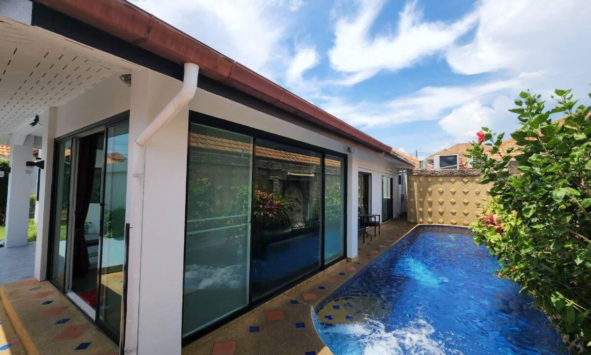 Central Pattaya Villa | Villa Eden-Cozy 4BR Pool Villa -Family & Singles