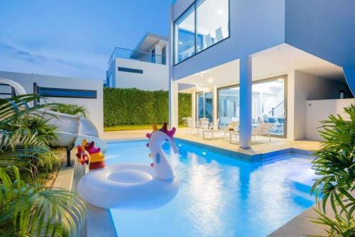 South Pattaya Villa | Villa Sol, Luxe 5 BEDS