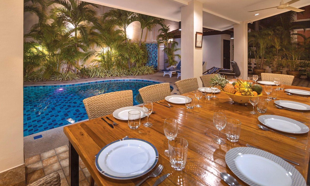 South Pattaya Villa | Villa Waree 6 bedrooms with private pool, only 5 minutes away Pattaya